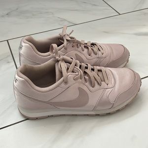 Women’s Nike MD Runner 2 Nylon